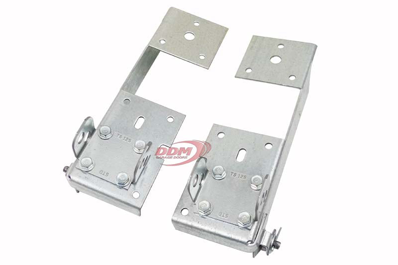 Bottom Fixture for Wayne Dalton Doors - TS200