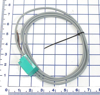 Base Proximity Switch - 3-Wire - 112-701