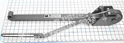 Holdown Assembly - w/ 8-9582 Handle - SMF5003